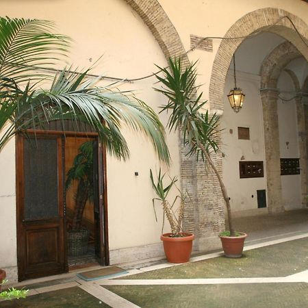 روما Navona Gallery Suites المظهر الخارجي الصورة