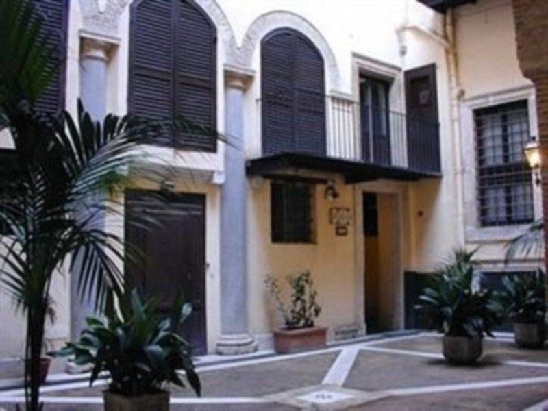 روما Navona Gallery Suites المظهر الخارجي الصورة