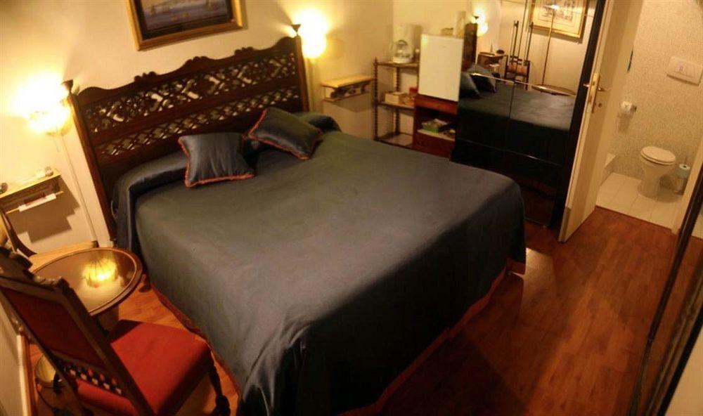 روما Navona Gallery Suites المظهر الخارجي الصورة