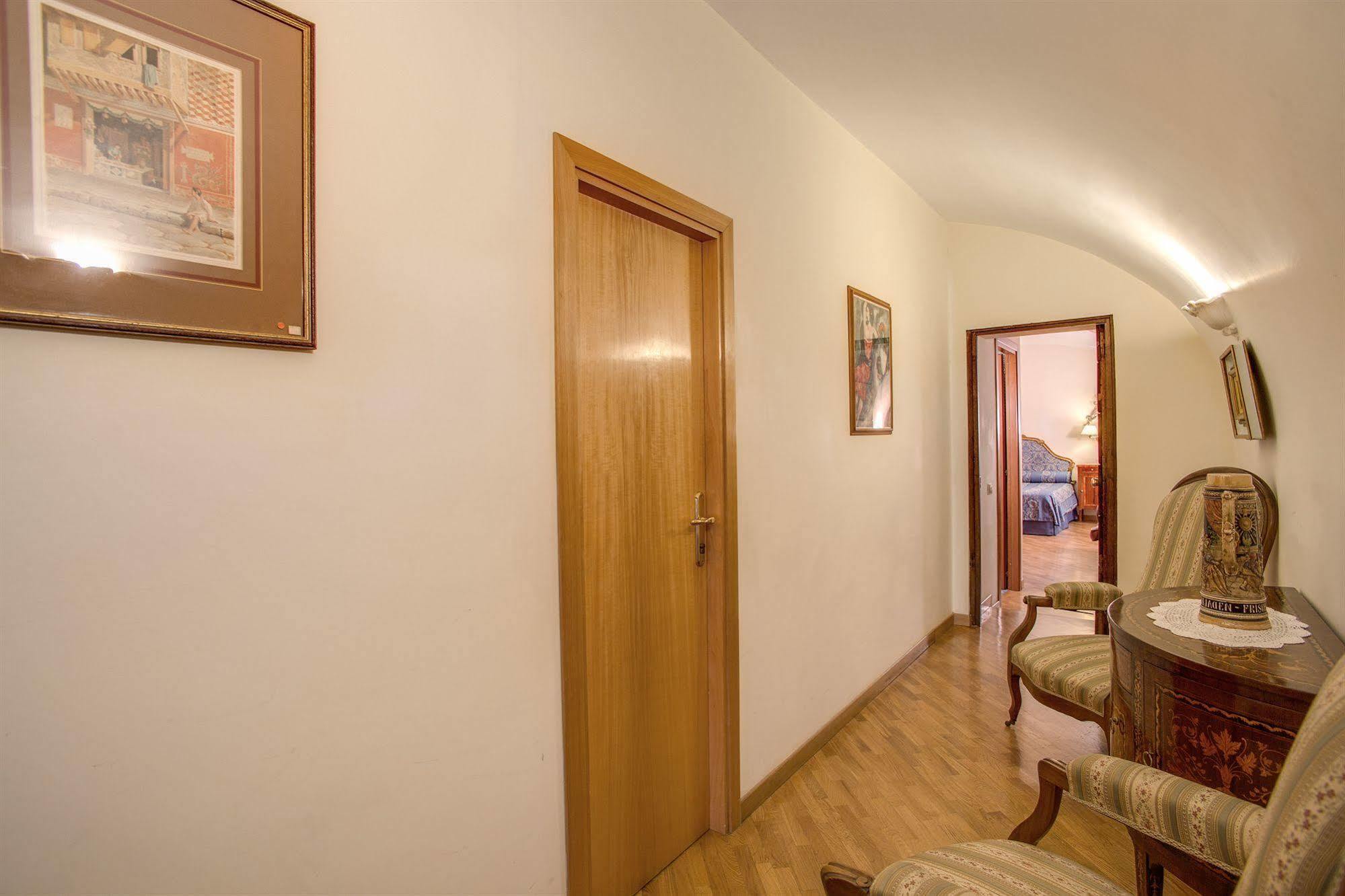 روما Navona Gallery Suites المظهر الخارجي الصورة